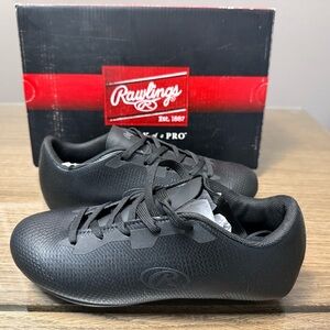 Rawlings Black youth soccer cleats size 3